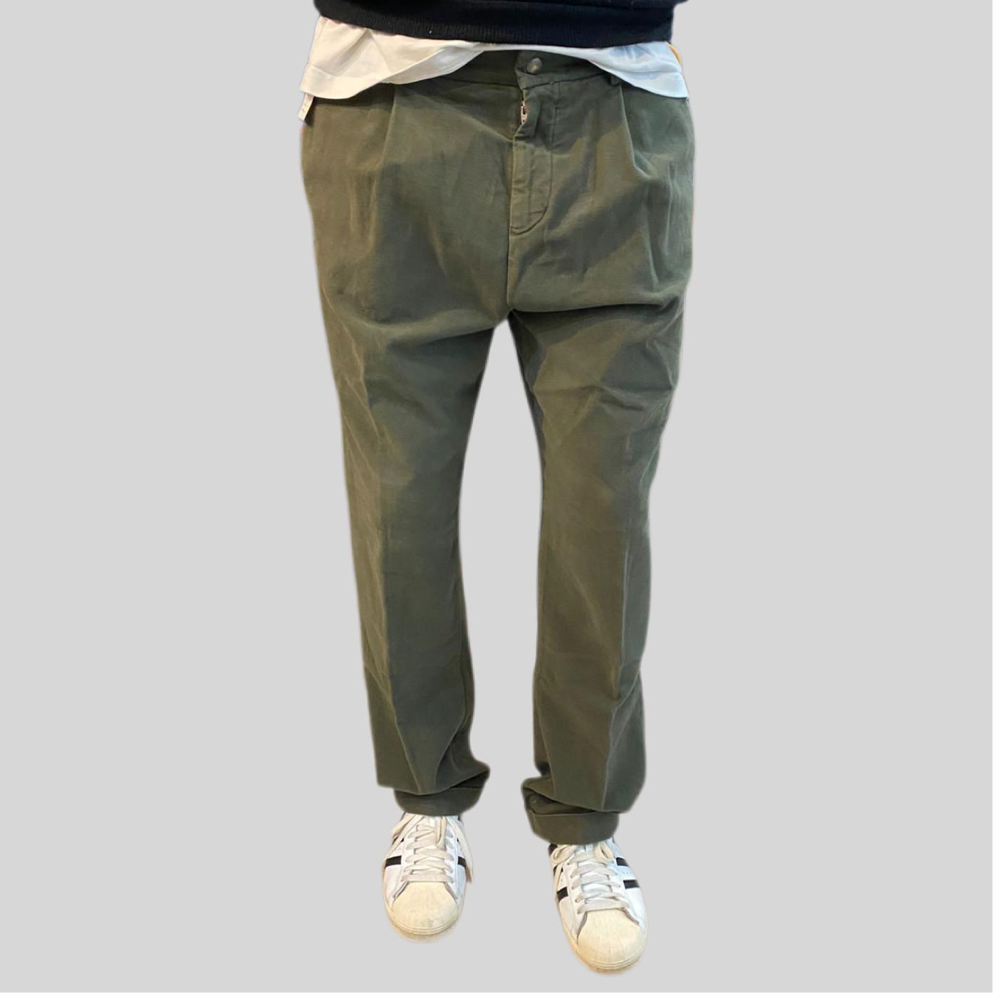 Pantalone tela cruda verde
