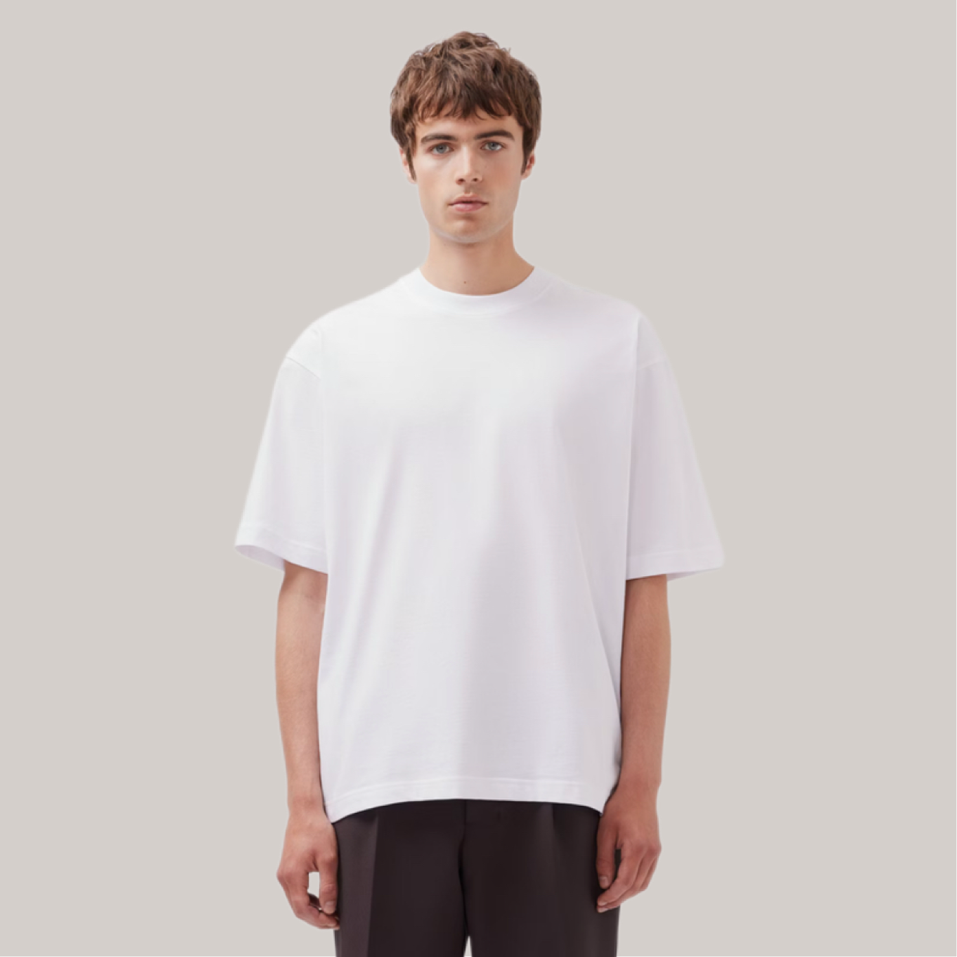 T-shirt studio bianca ottica